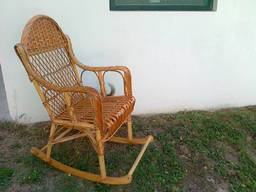 35. Stolica Na Ljuljanje