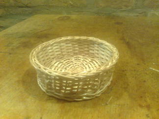 110. Okrugla Mala Korpa F18X5cm